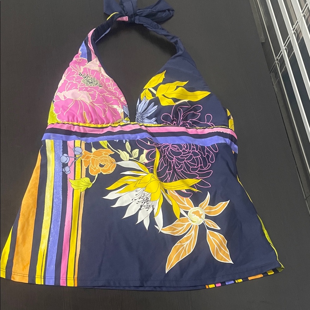 Trina Turk women's 🌸 Vibrant Tropical Floral Halter Tankini Top.  CONT O